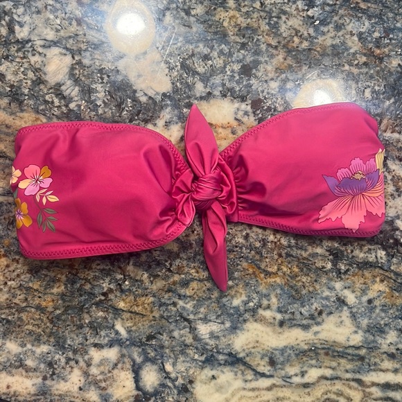 Spell & gypsy sample bikini top NWOT rare floral pink hibiscus - Picture 9 of 16